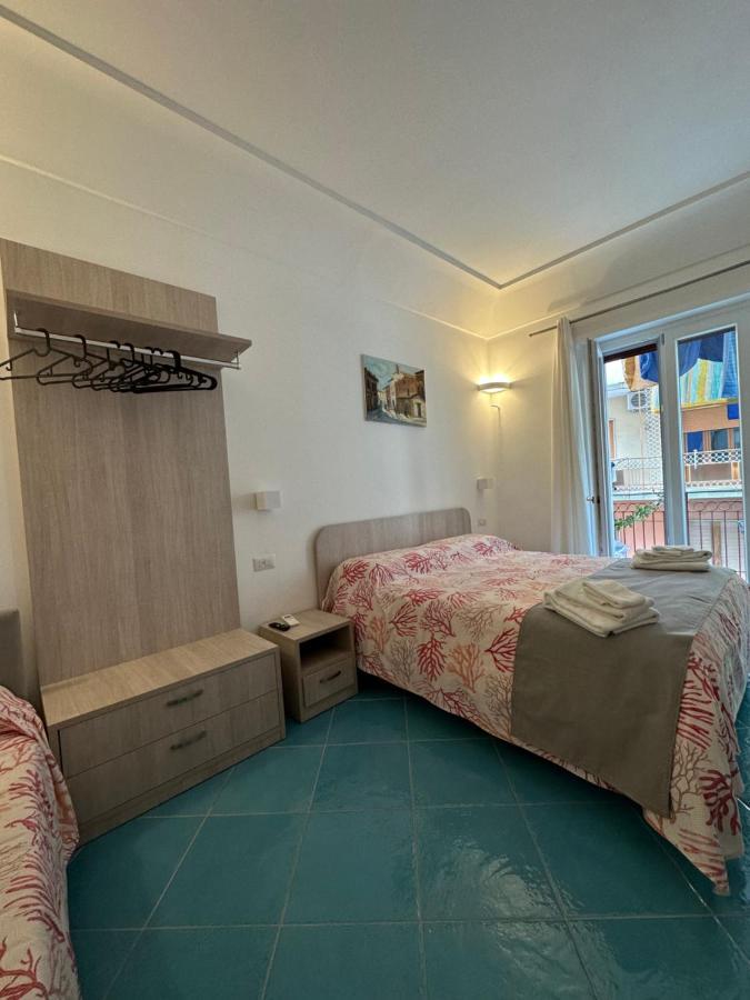 מינורי De Riso Apartments Luxury Amalfi Coast מראה חיצוני תמונה